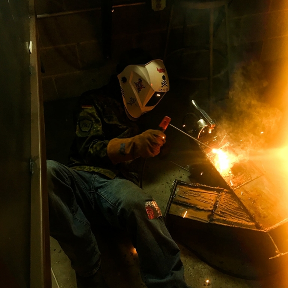 Meet your Posher, Tyler - Picture 1 of 1